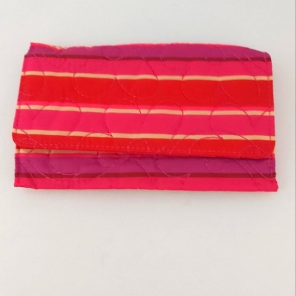 AVON | Crazy for Quilting Wallet - Picture 1 of 6